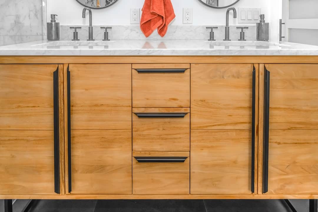 Photo cabinet design