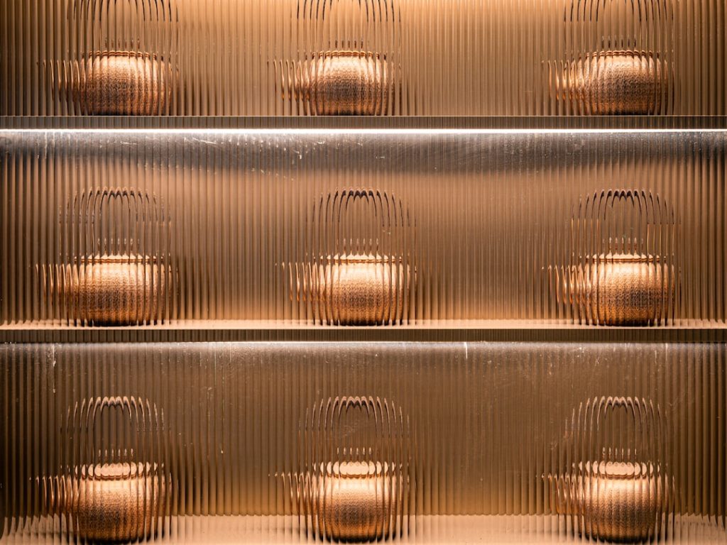 Photo cabinet design