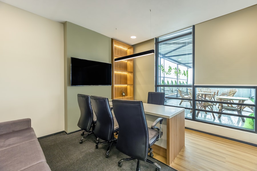 Photo home office built in cabinets