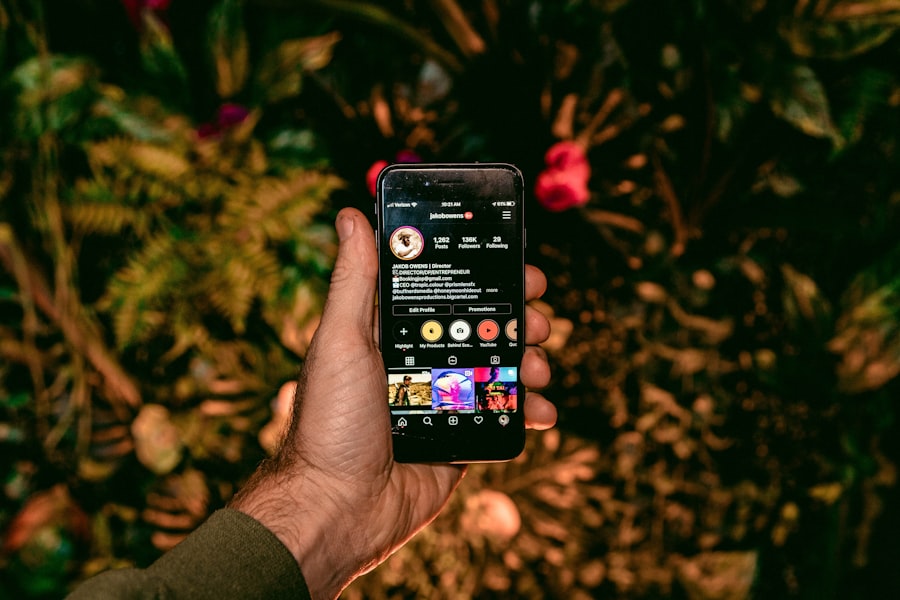 Photo influencer marketing