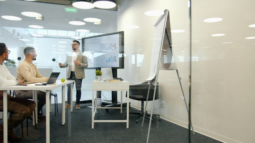 Photo expansion strategy